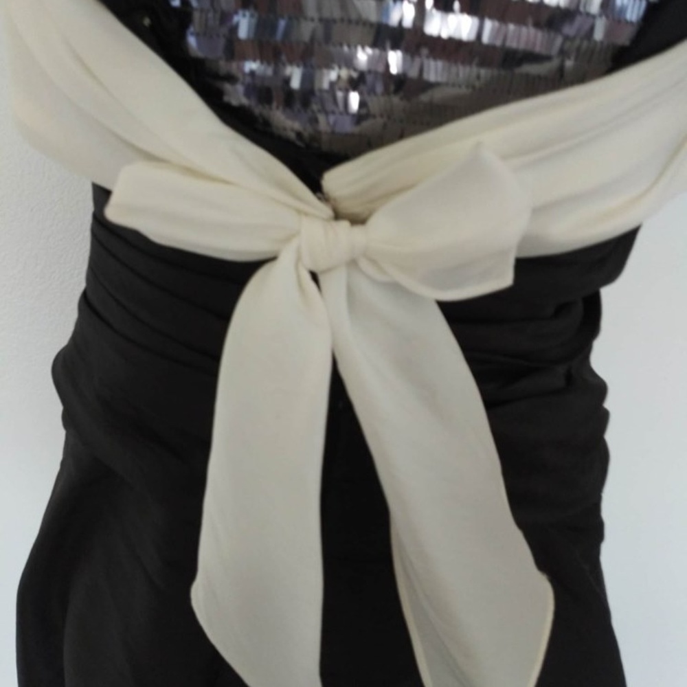 BLACK AND WHITE COCKTAIL DRESS - Picture 7 of 7
